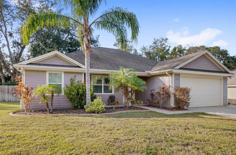 710 PRINCE EDWARD AVE, Clermont, FL 34711