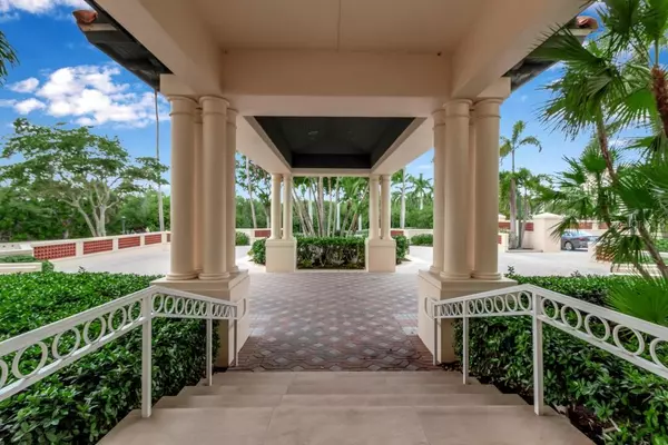 Longboat Key, FL 34228,3010 GRAND BAY BLVD #472