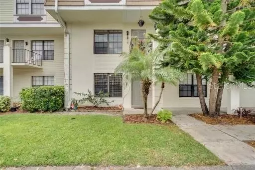 6030 VILLAGE CIR, Orlando, FL 32822