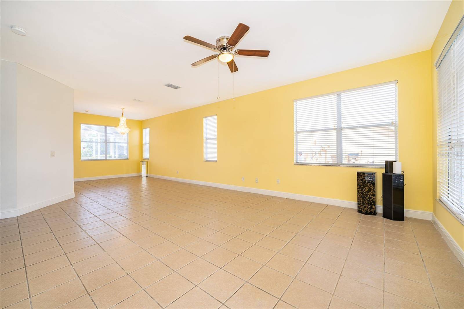 Kissimmee, FL 34743,3279 FAIRFIELD DR