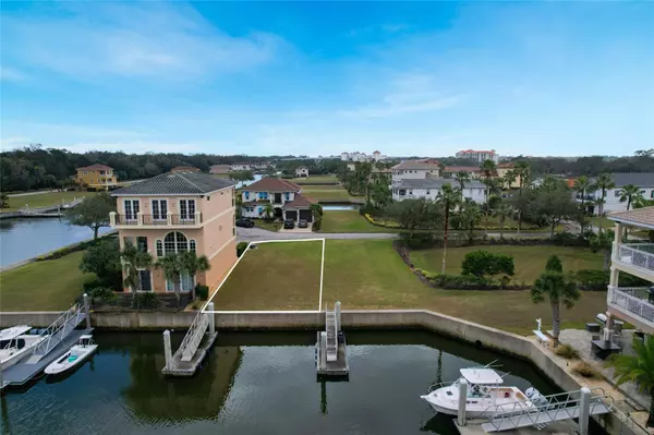 8 CAPTAINS CT, Palm Coast, FL 32137
