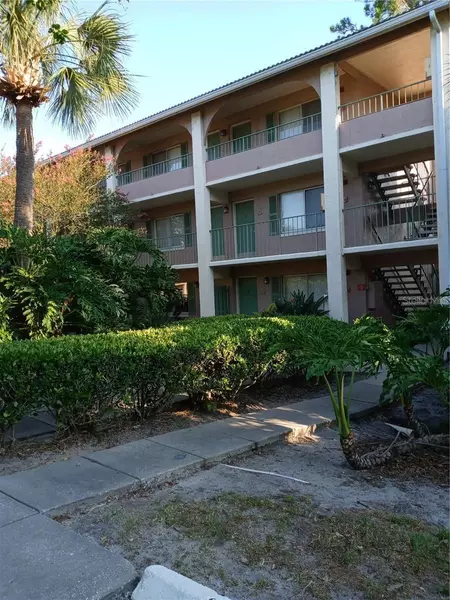 122 WATER FRONT WAY #250, Altamonte Springs, FL 32701