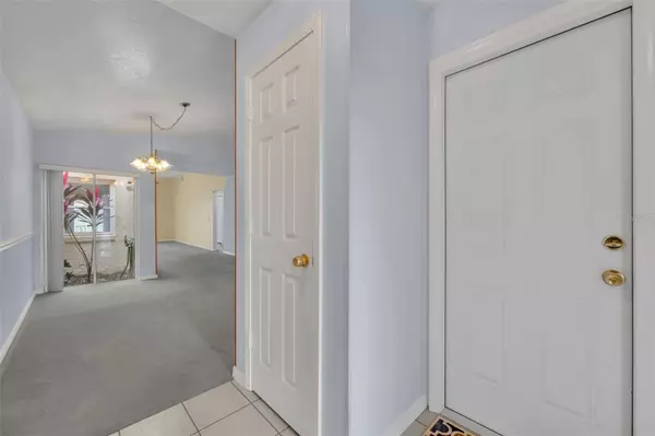 Winter Park, FL 32792,218 BALFOUR DR #12