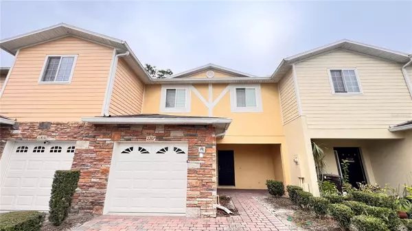 2207 CYPRESS VILLAS DR, Orlando, FL 32825