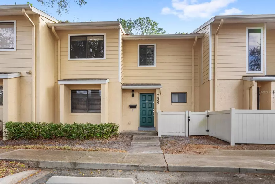 2209 TIPPERARY CT #1, Orlando, FL 32812