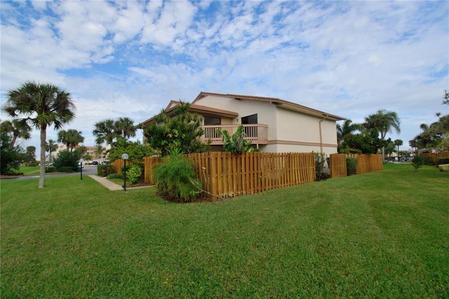 200 S BANANA RIVER BLVD #1204, Cocoa Beach, FL 32931