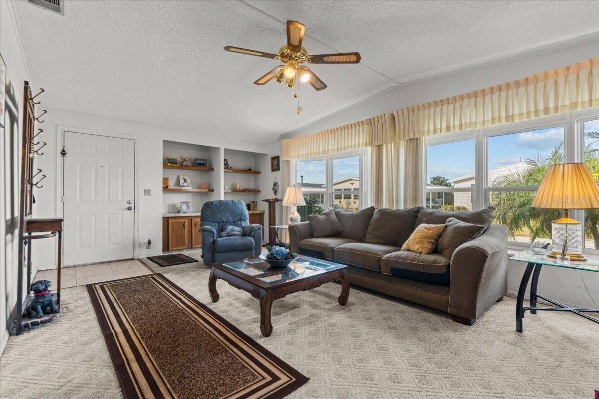 Winter Haven, FL 33881,6399 LOLLY BAY LOOP NE