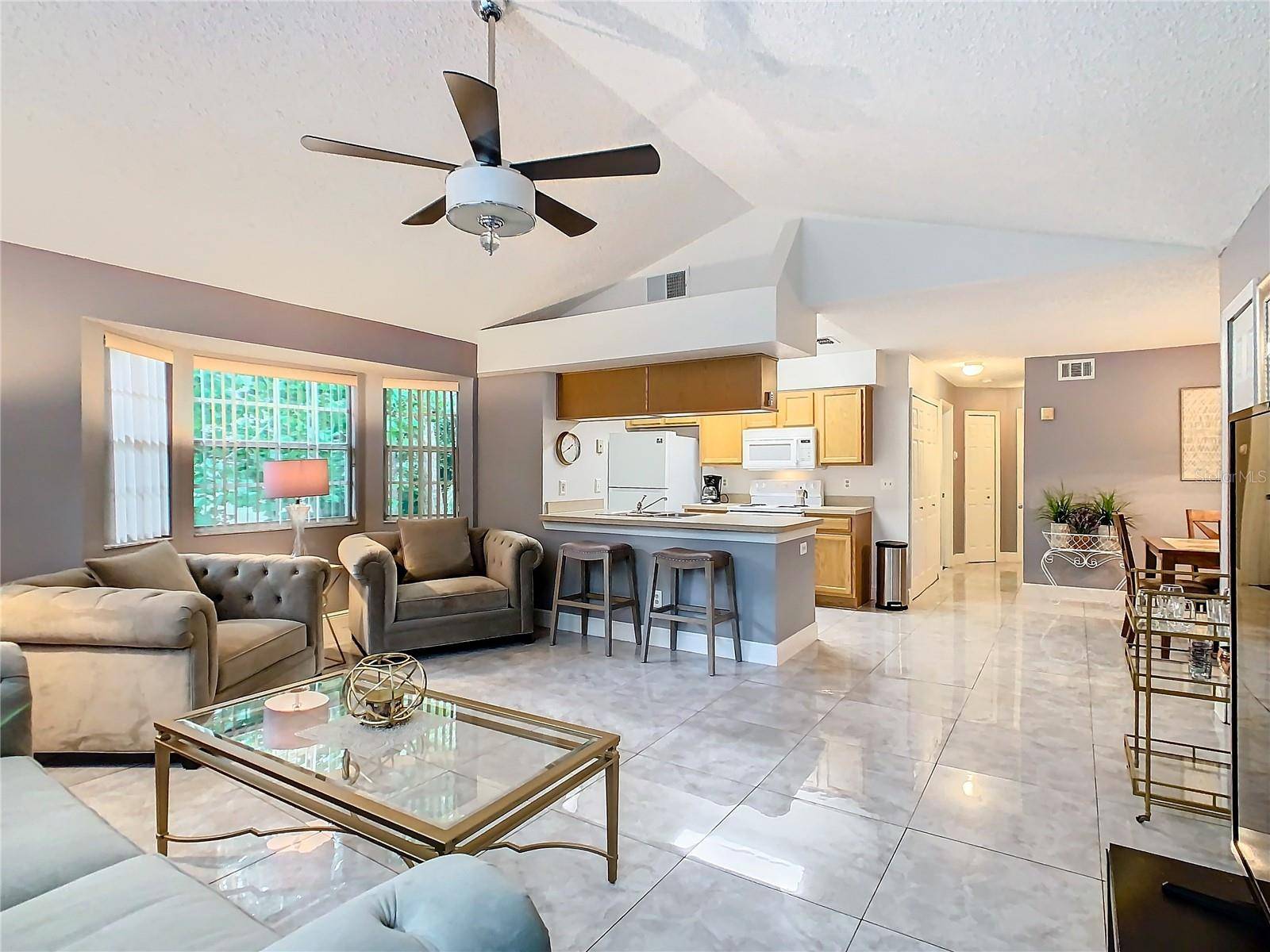 Kissimmee, FL 34746,5003 LAGUNA BAY CIR #16