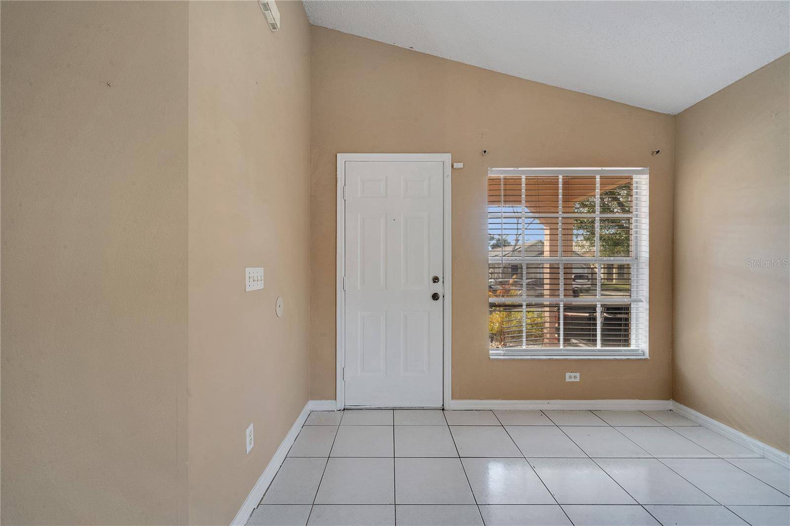 Orlando, FL 32818,6433 LIVEWOOD OAKS DR