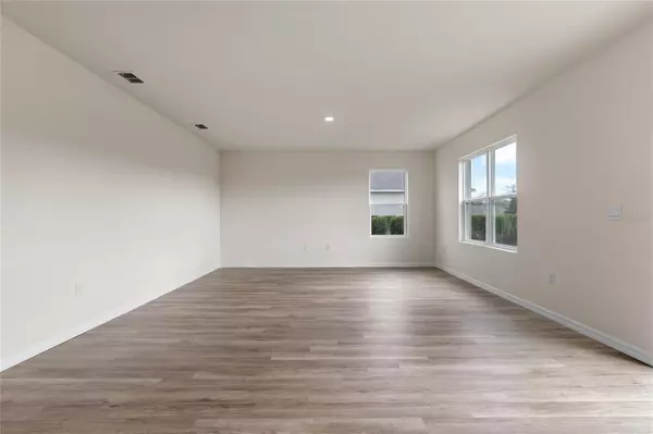 Apopka, FL 32712,5800 GALLOPING DR