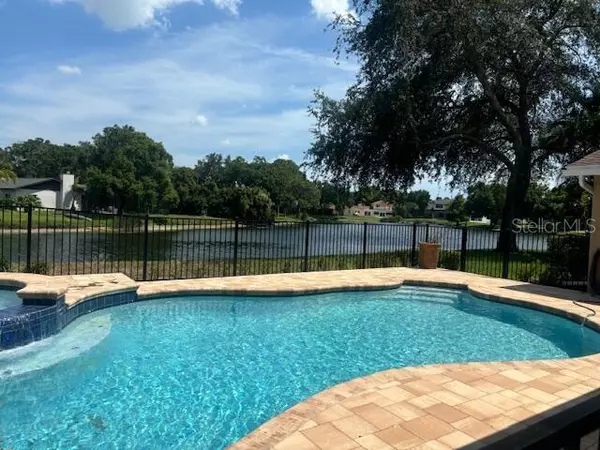 Seminole, FL 33777,8950 BAYWOOD PARK DR