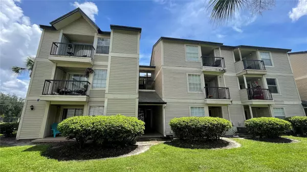 1916 LAKE ATRIUMS CIR #40, Orlando, FL 32839