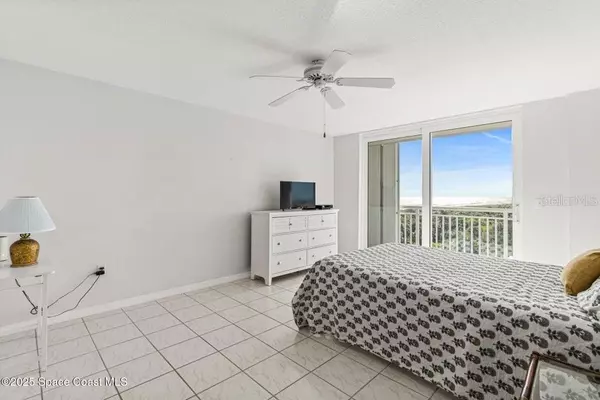 Cocoa Beach, FL 32931,3400 OCEAN BEACH BLVD #613