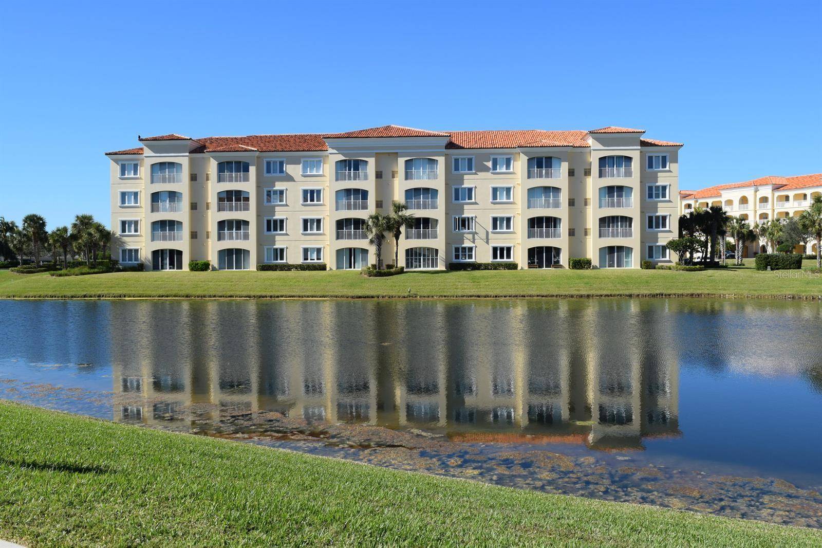 37 E HARBOUR ISLE DR E #206, Fort Pierce, FL 34949