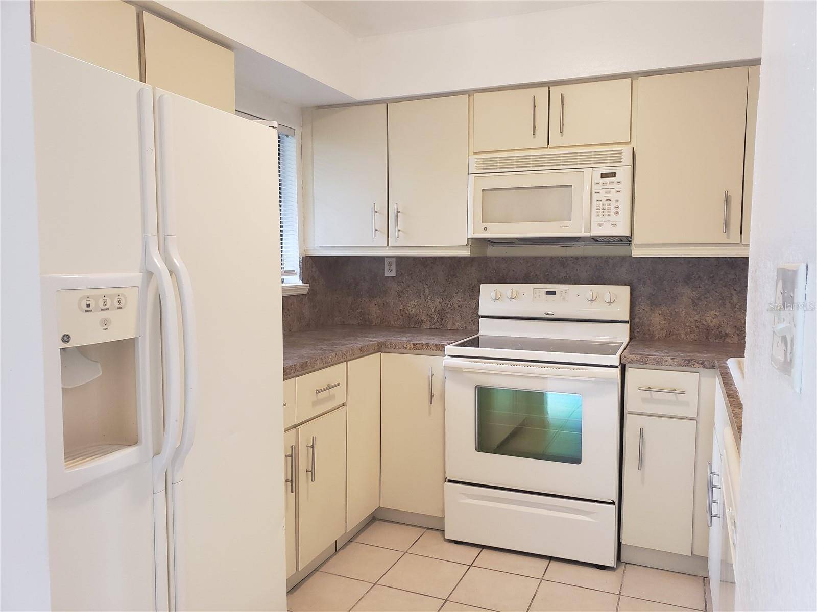 Winter Park, FL 32792,257 SCOTTSDALE SQ #257