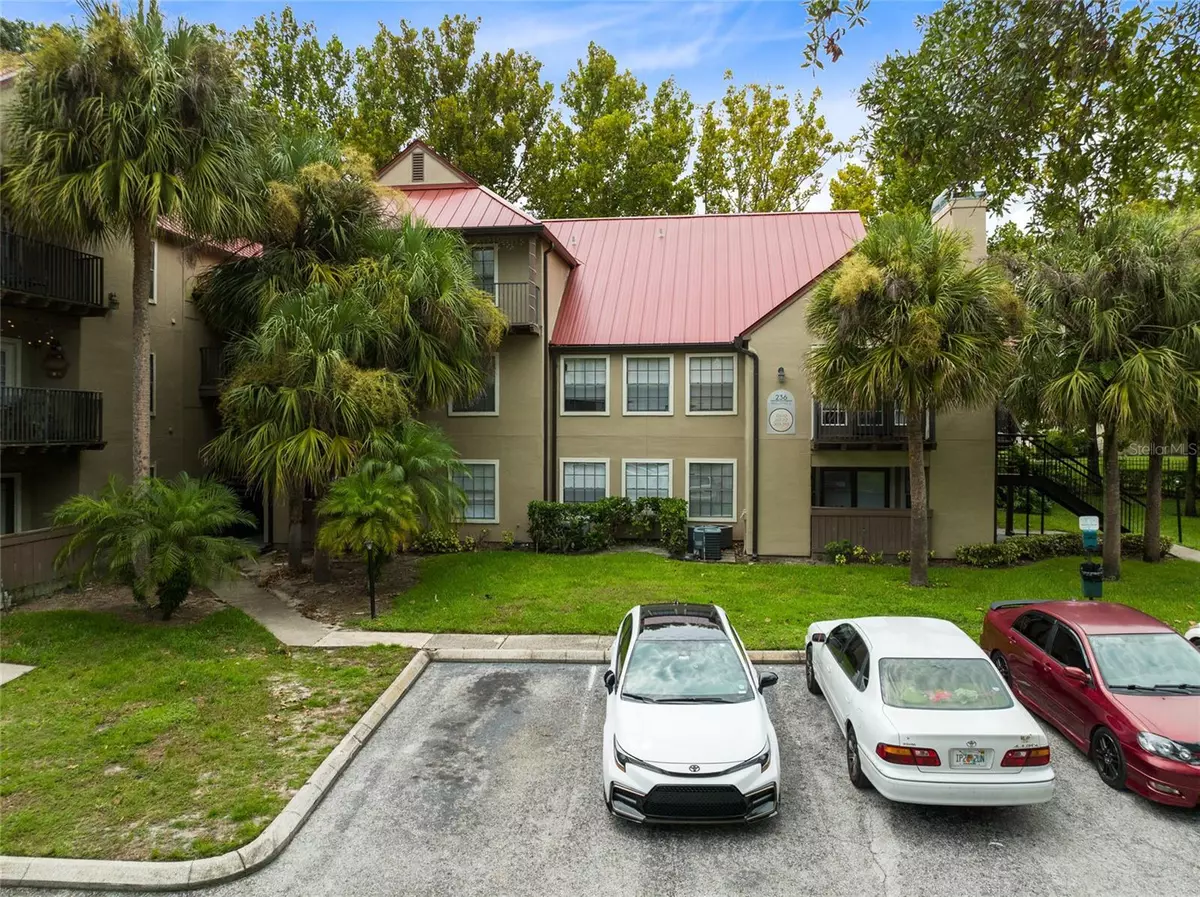 Altamonte Springs, FL 32714,236 AFTON SQ #309