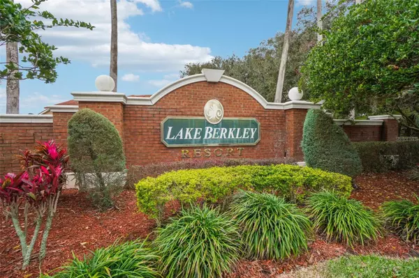 Kissimmee, FL 34746,1023 LAKE BERKLEY DR