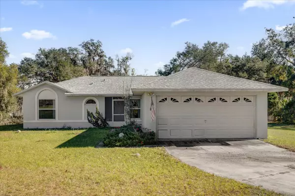 38100 RICKER DR, Lady Lake, FL 32159