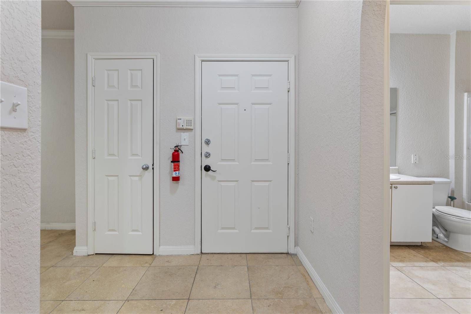 Orlando, FL 32801,911 N ORANGE AVE #214