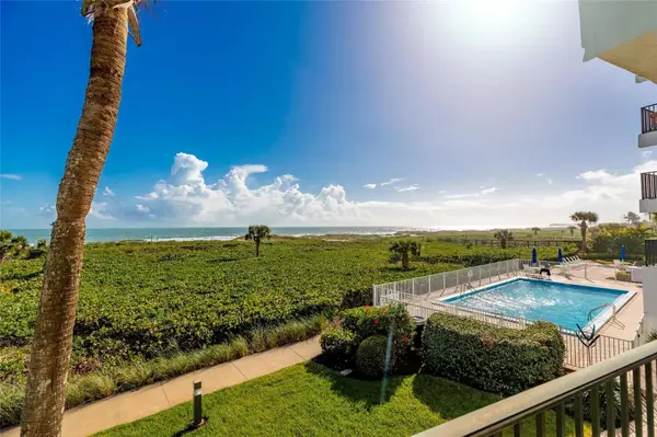 Vero Beach, FL 32963,1700 OCEAN DR #202