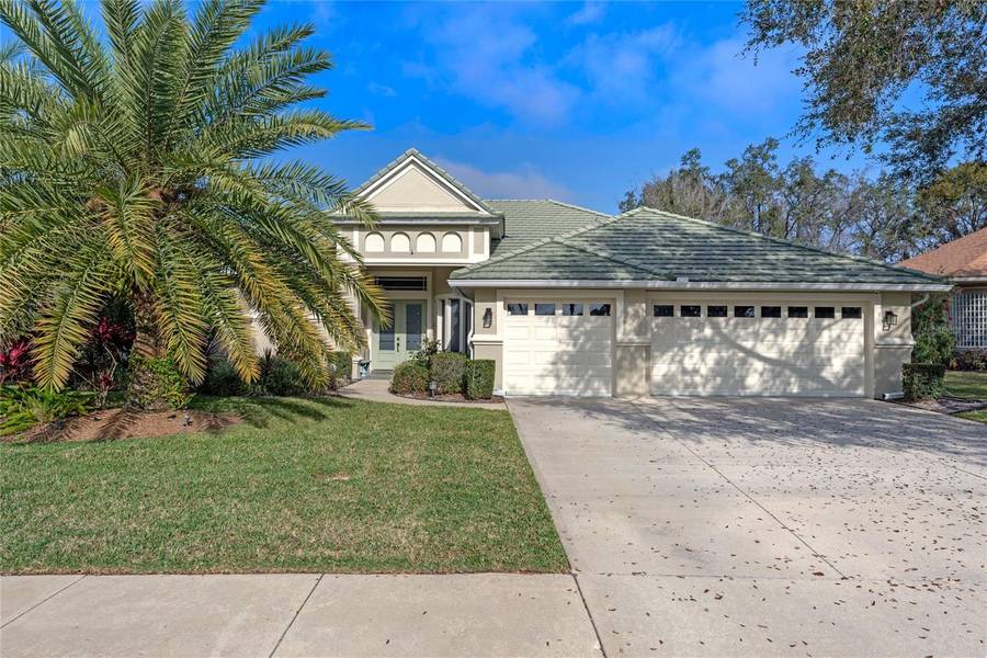 121 HAMMOCK OAK CIR, Debary, FL 32713