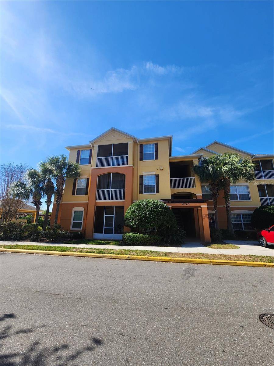 Orlando, FL 32829,6240 CONTESSA DR #101