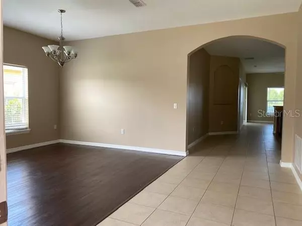 Kissimmee, FL 34741,876 HACIENDA CIR