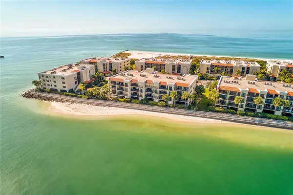 Treasure Island, FL 33706,7532 BAYSHORE DR #203