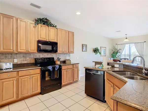 Davenport, FL 33837,2632 SAND HILL POINT CIR