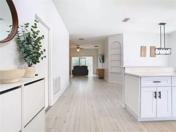Orlando, FL 32829,4981 WATERSIDE POINTE CIR