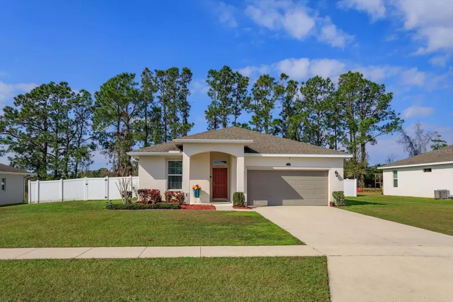 13531 LAKE YALE VIEW LOOP, Grand Island, FL 32735