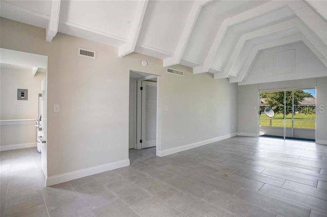 Lake Wales, FL 33854,3033 CLUB CIR #1