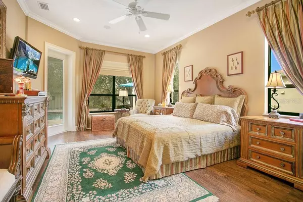 Winter Park, FL 32792,210 LAUREL PARK CT