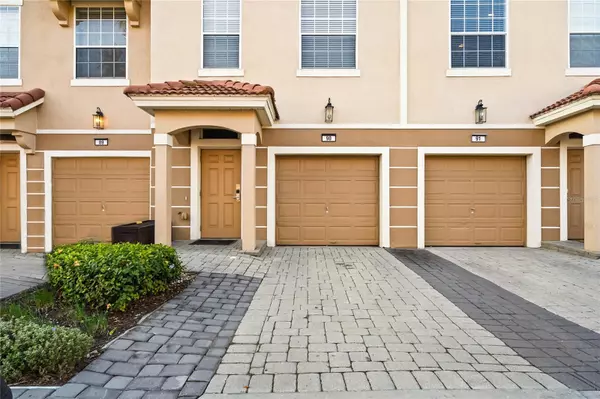 Orlando, FL 32819,5076 TIDEVIEW CIR #90