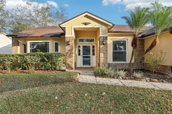 Orlando, FL 32812,5247 SECLUDED OAKS DR