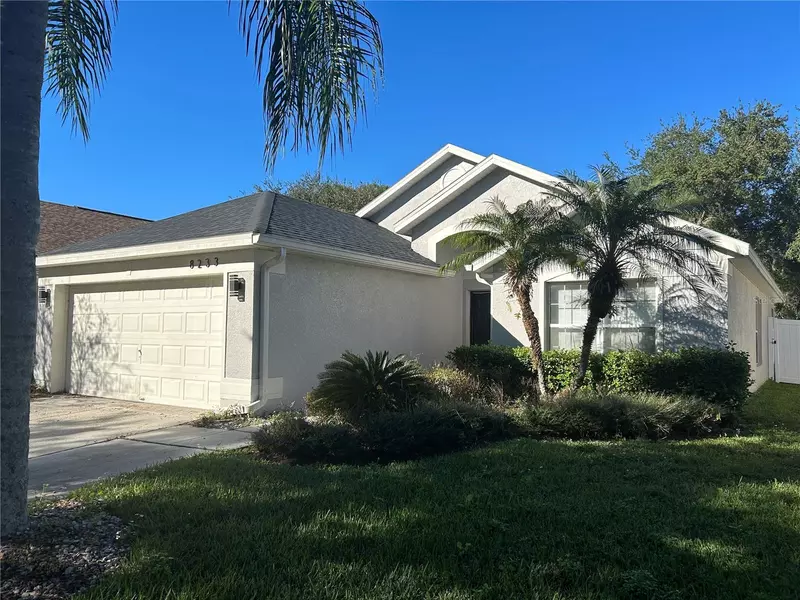 8233 WESTCOTT SHORE DR, Orlando, FL 32829