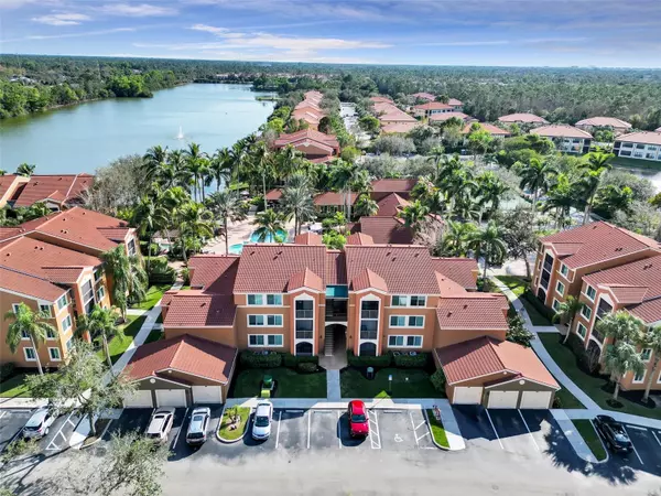 Naples, FL 34105,1235 RESERVE WAY #107