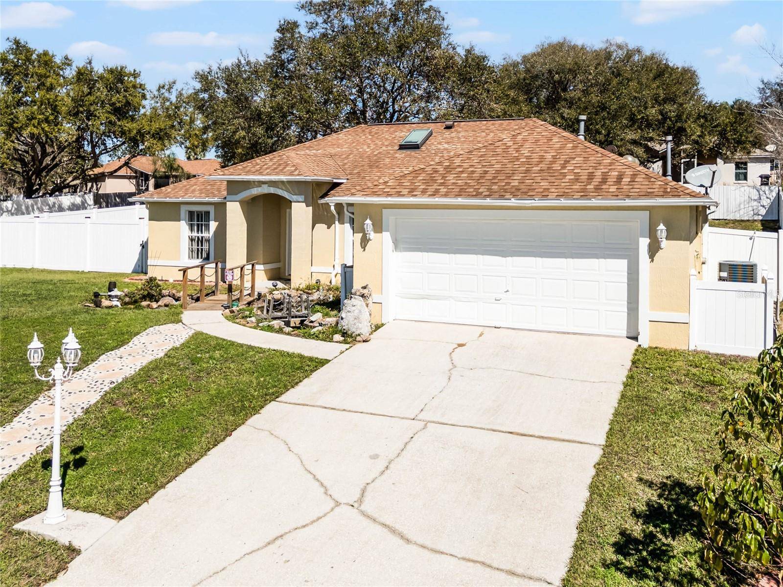 Minneola, FL 34715,600 PARK VALLEY CIR