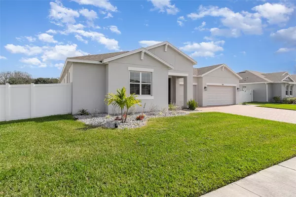 284 LOYMER CIR, Merritt Island, FL 32953