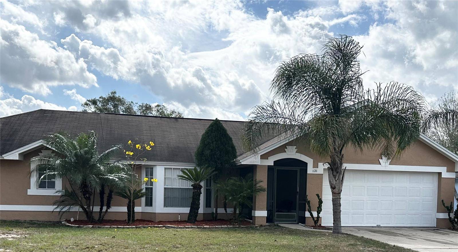 121 LOMA BONITA DR, Davenport, FL 33837
