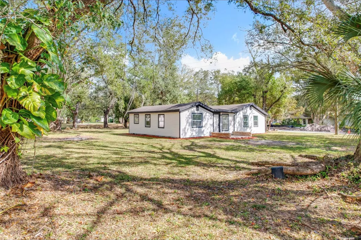 Sanford, FL 32771,850 ROSALIA DR