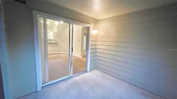 Orlando, FL 32839,5016 PARK CENTRAL DR #2231