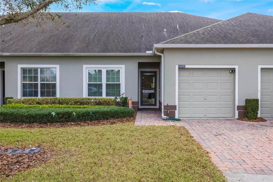 3632 SOLANA CIR #B, Clermont, FL 34711