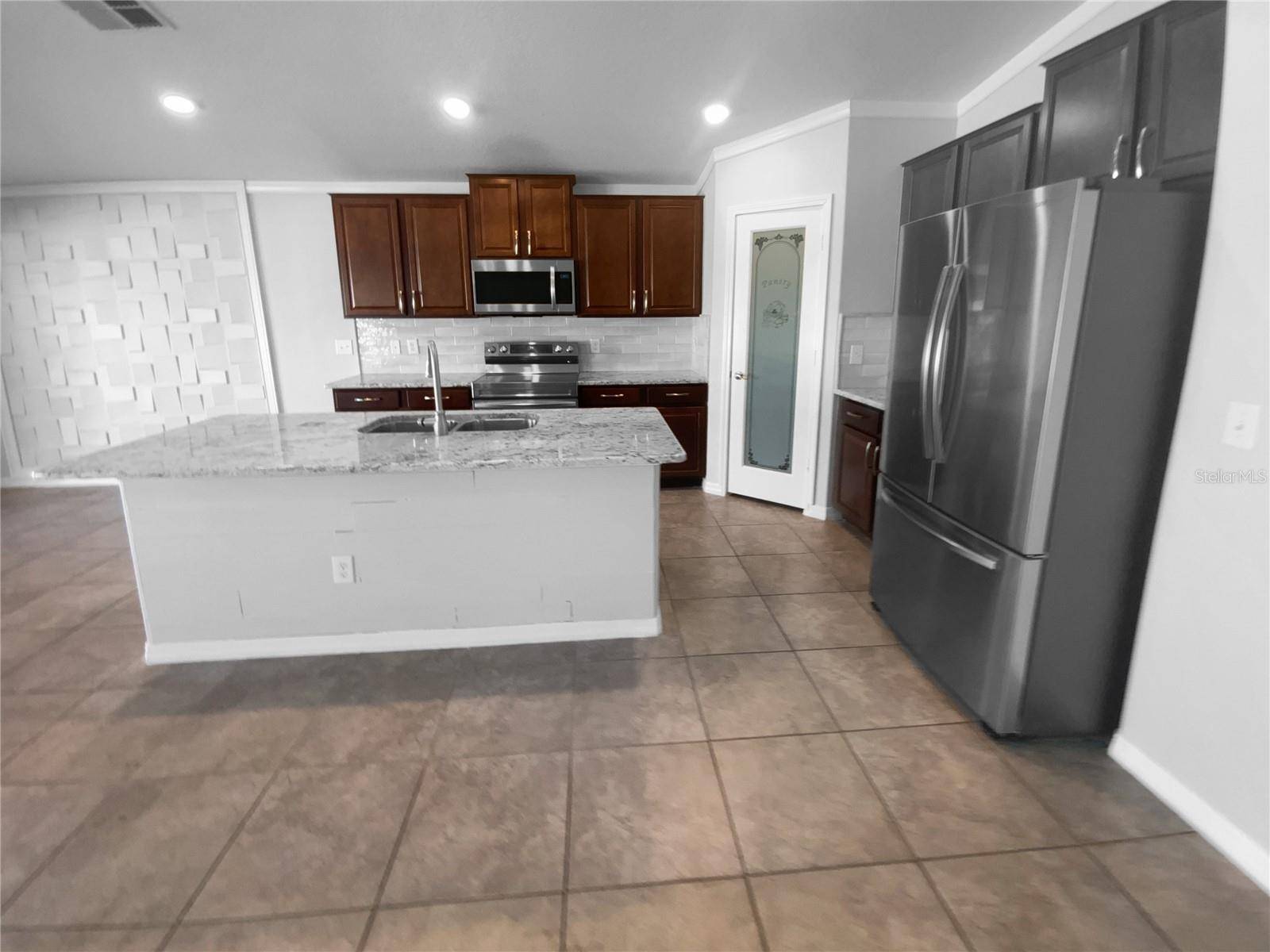 Zephyrhills, FL 33541,36017 STABLE WILK AVE