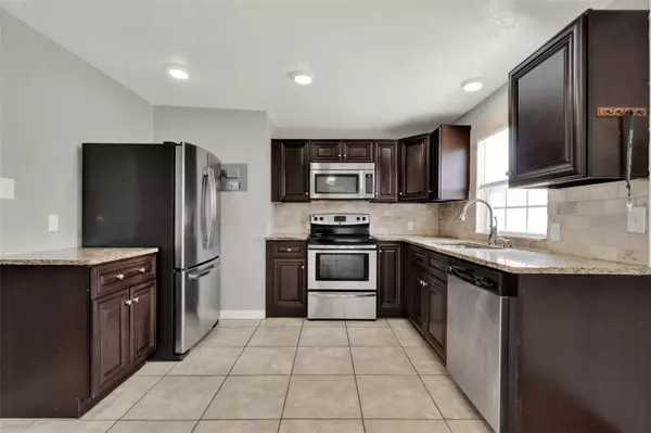 St Cloud, FL 34771,1622 DOLPHIN DR