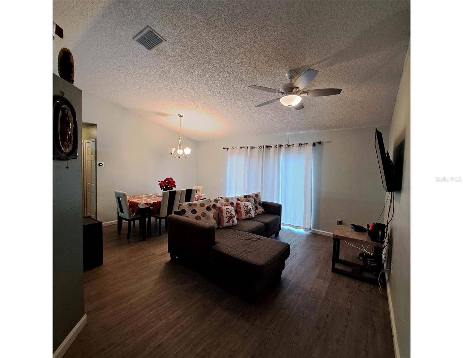 Kissimmee, FL 34758,550 OAK BRANCH CIR