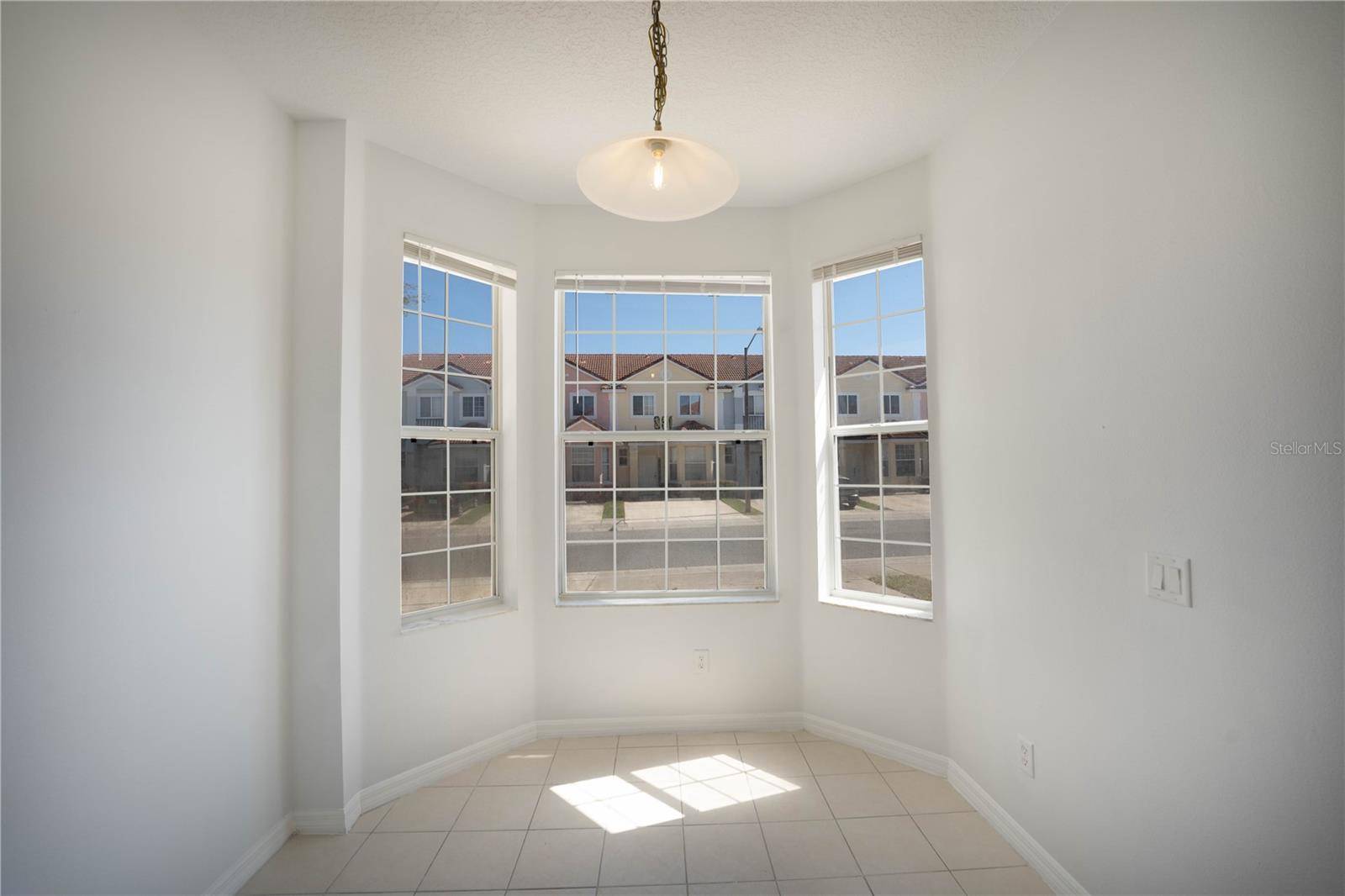 Kissimmee, FL 34746,1241 S BEACH CIR