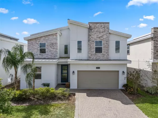 8816 CRUDEN BAY CT, Davenport, FL 33896