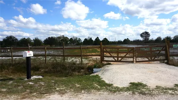 Avon Park, FL 33825,551 S DICKEY RD