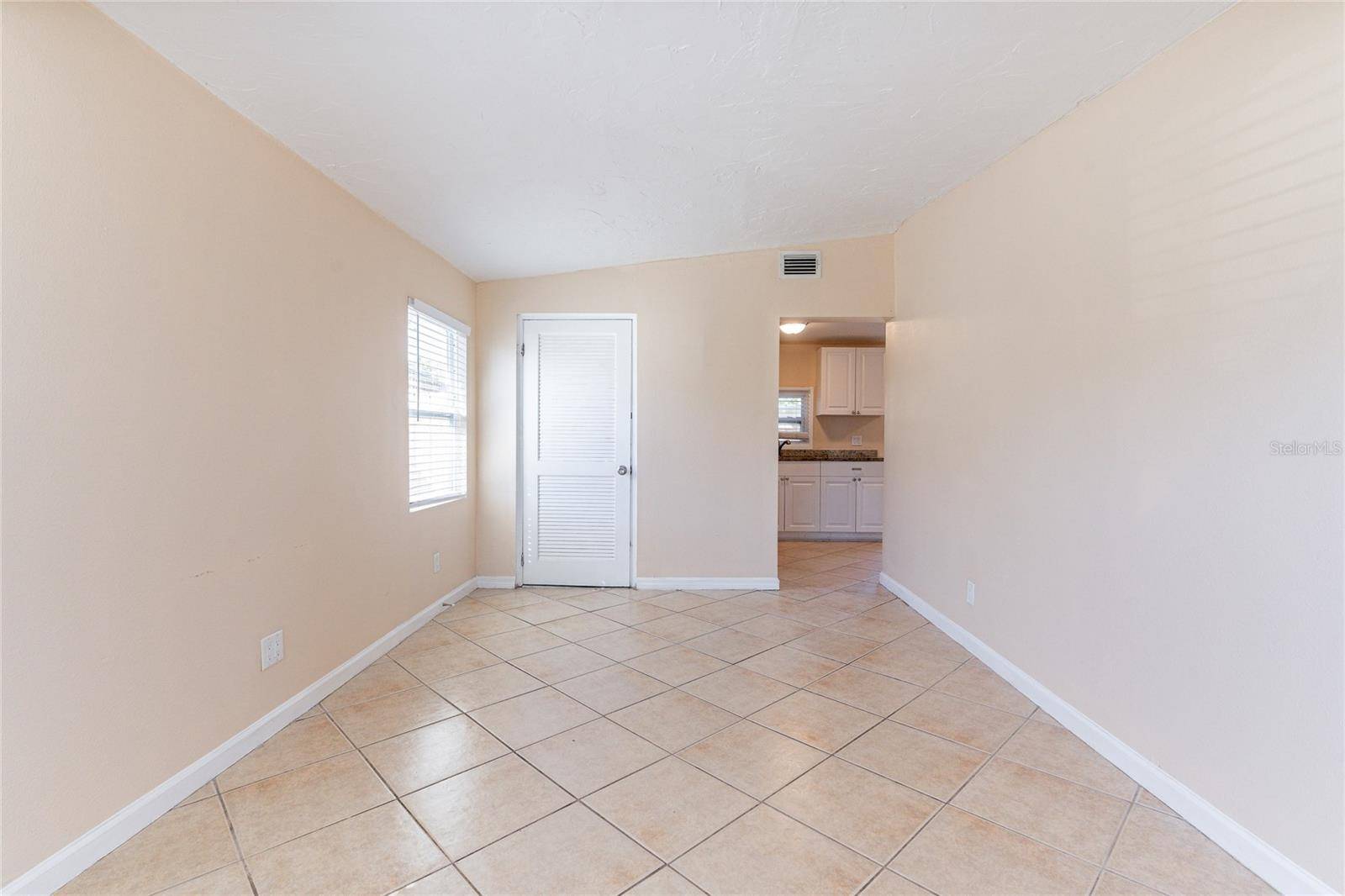 Largo, FL 33773,10151 114TH TER N
